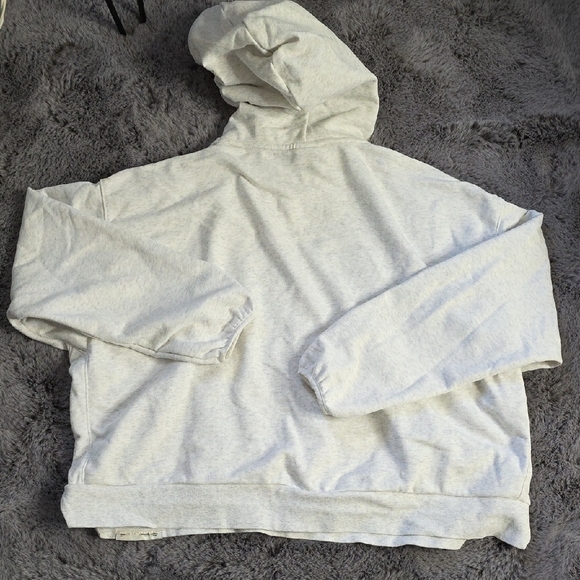 Nike Cream Gray Oversized Cropped Standard Issue Sweater Unisex Size XL - Picture 3 of 13